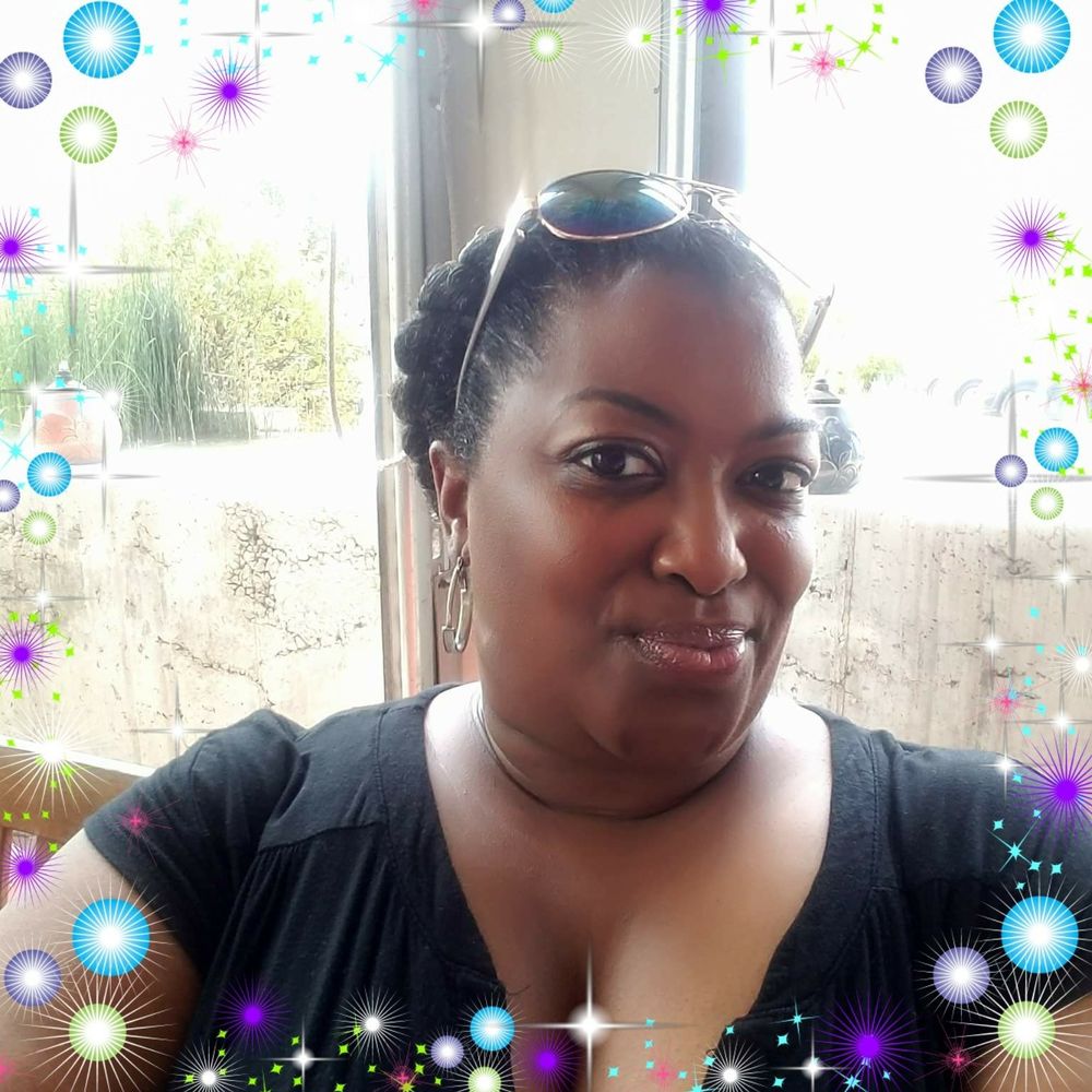 Meet your Posher, Yolanda